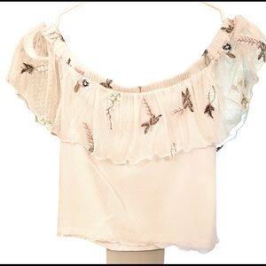 ✨ 3 items for 15% off bundle ✨ Off the shoulder floral top